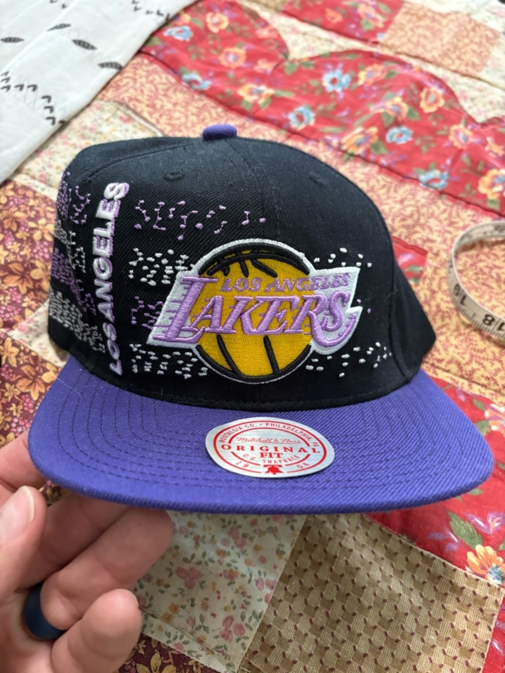 Los Angeles lakers Mitchell & Ness Black and Purple Snapback Hat